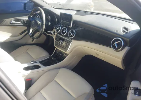 2014 Mercedes-Benz Cla 250 z USA, uszkodzony, nr VIN WDDSJ4EB7EN124192